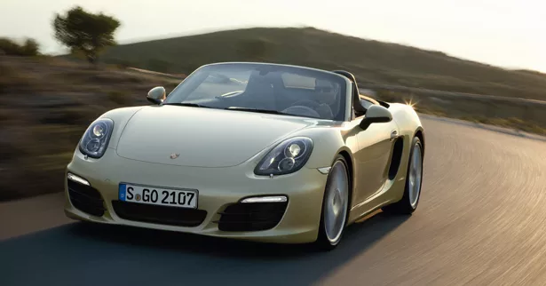 Новое поколение Boxster – среднемоторный родстер компании Porsche